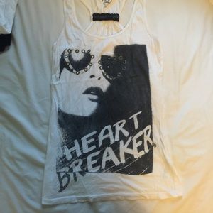 B&W tank top "heartbreaker"