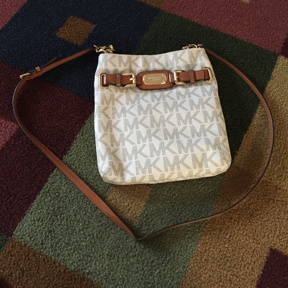 Michael Kors cross body