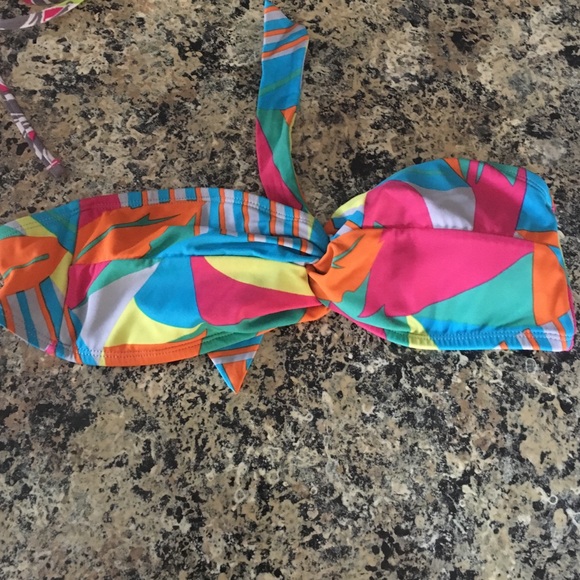 Multicolored bathing suit top