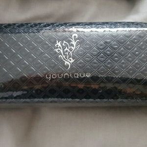 2 boxes 3D Younique MOODSTRUCK FIBER LASHES