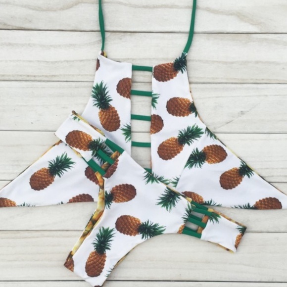Pineapple bikini set