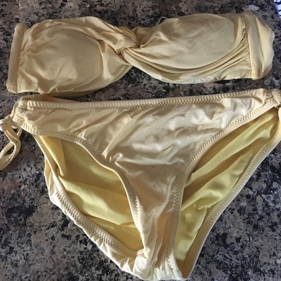 Bathing suit set