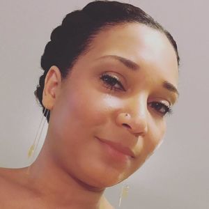 Meet your Posher, Carla