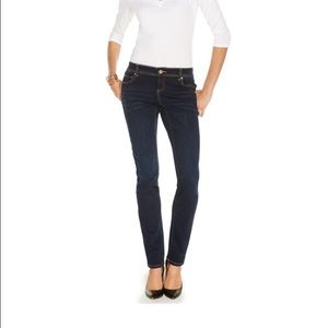 Dark wash skinny jeans