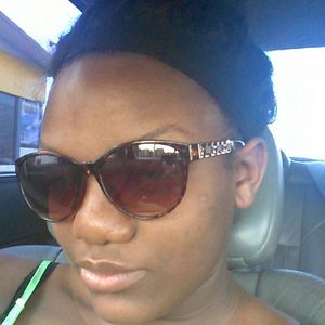 Meet your Posher, Elisha