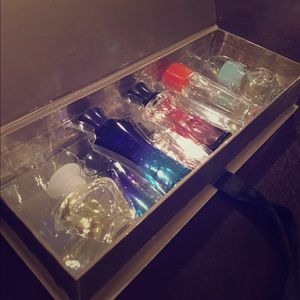 Mary Kay Miniature Fragrance gift set