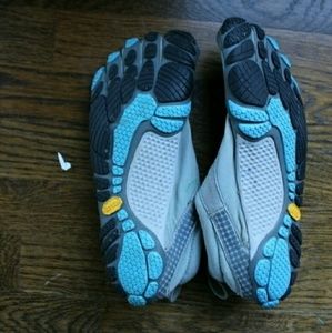 Gray & Light Blue Vibram Toe Shoes
