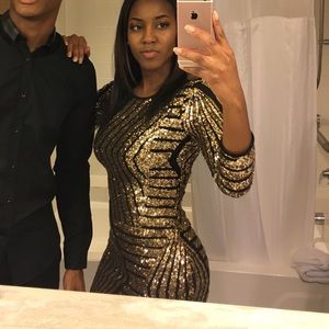 Black and gold sequined dress!