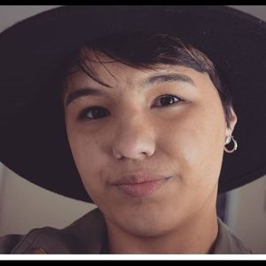 Meet your Posher, Alina