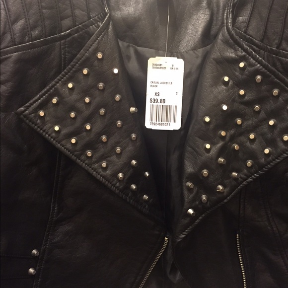 Black studded leather jacket SOLD - Picture 2 of 2