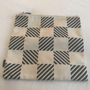 Kate Spade SATURDAY zipper pouch