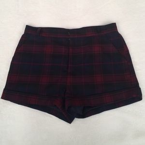 plaid high-waisted shorts