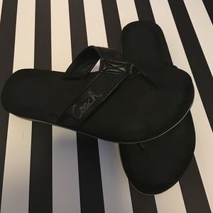 Coach signature rubber soft flip flops size 6