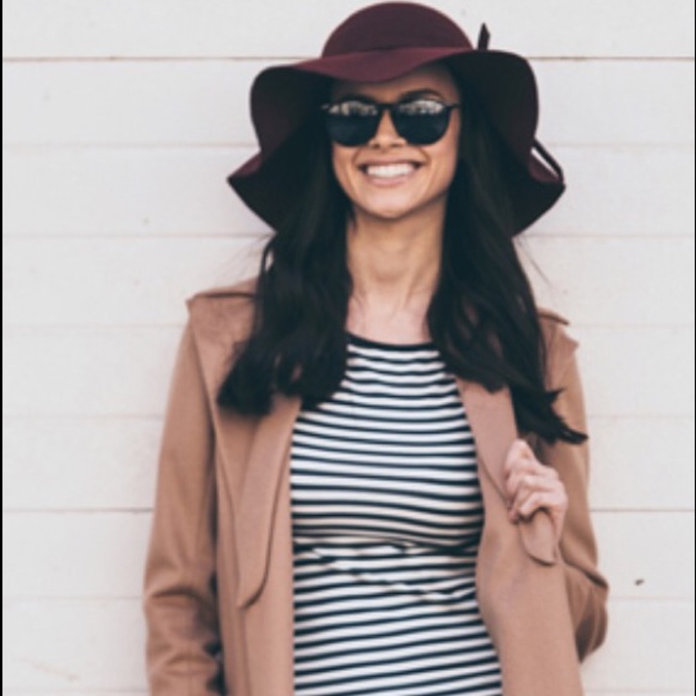 New | Floppy Sun Hat - Picture 2 of 5
