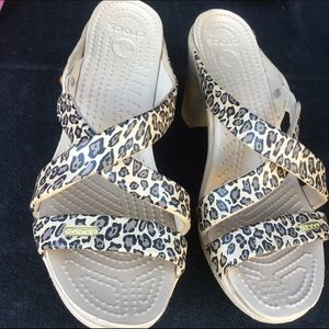 Crocs Kadee Leopard heels