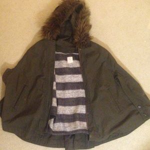 GAP olive poncho