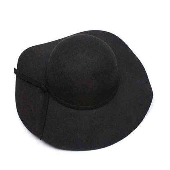 🔸More Coming Soon🔸 | New | Floppy Sun Hat - Picture 2 of 3