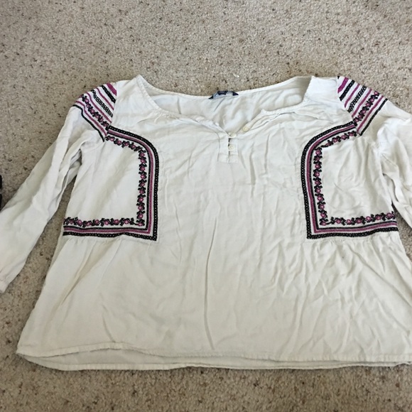 American eagle  3/4 shirt
