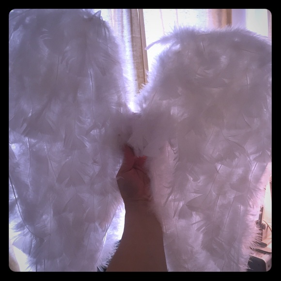 Angel wings