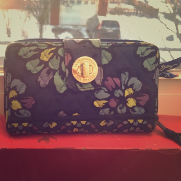 Vera Bradley turn lock wallet