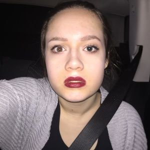 Meet your Posher, Madelyn