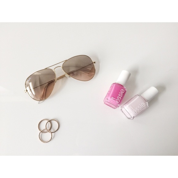 Ray-Ban Aviator Sunglasses