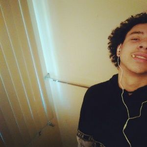 Meet your Posher, Khalil