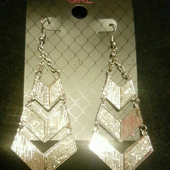 Macy's Material Girl
Silvertone Glitter Earrings