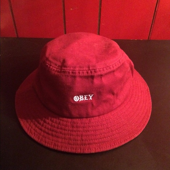 Obey bucket hat