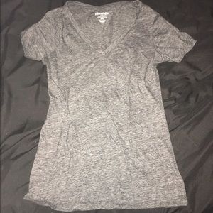 grey tshirt