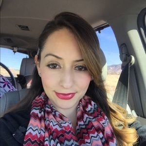 Meet your Posher, Deanna