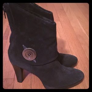 Gianni Bini black suede boots - size 7