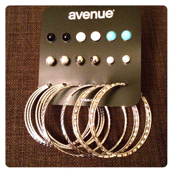 Earring collection
