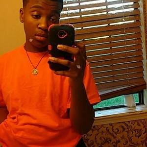 Meet your Posher, Zachary