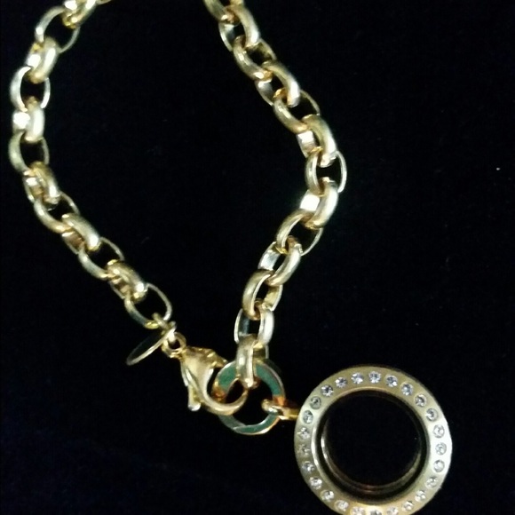 Origami Owl bracelet with locket