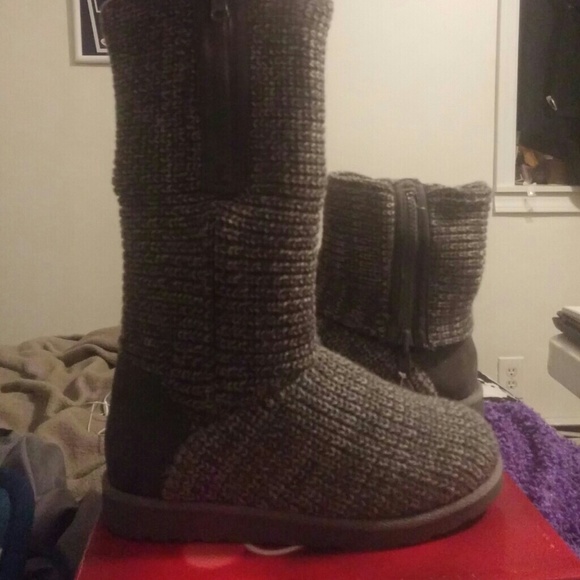 Grey Knit Boots