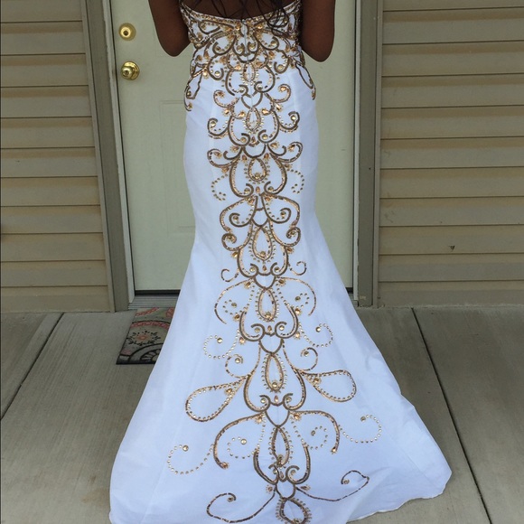 Prom/Pageant Dress - Picture 3 of 4