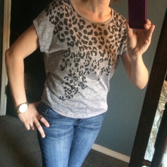 SOLD F 21 small gray shirt with dolman sleeves - Picture 2 of 2