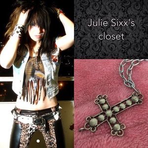 TOXIC VISION upside down cross chain necklace