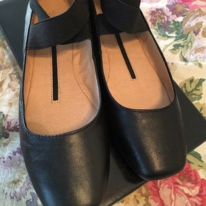 NIB Black Ballet Flats