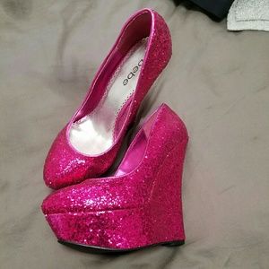 Amazing heels! glitter wedges!