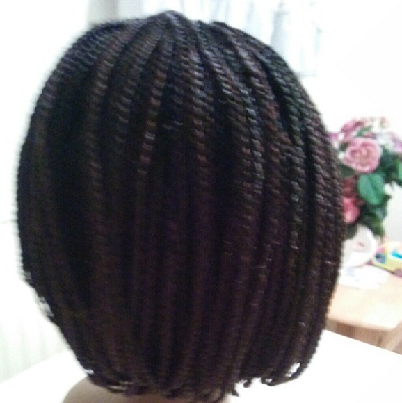 Braided wig - Picture 2 of 2