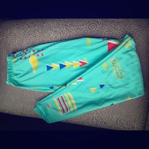 Lularoe OS one size leggings 0-12