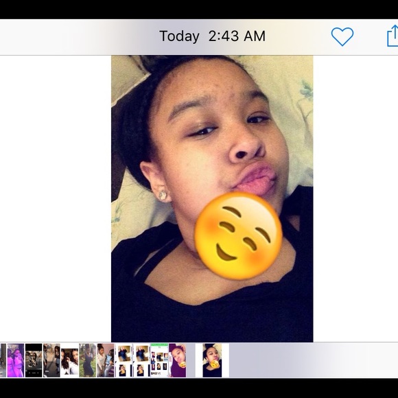 Meet your Posher, Loretta - Picture 1 of 1