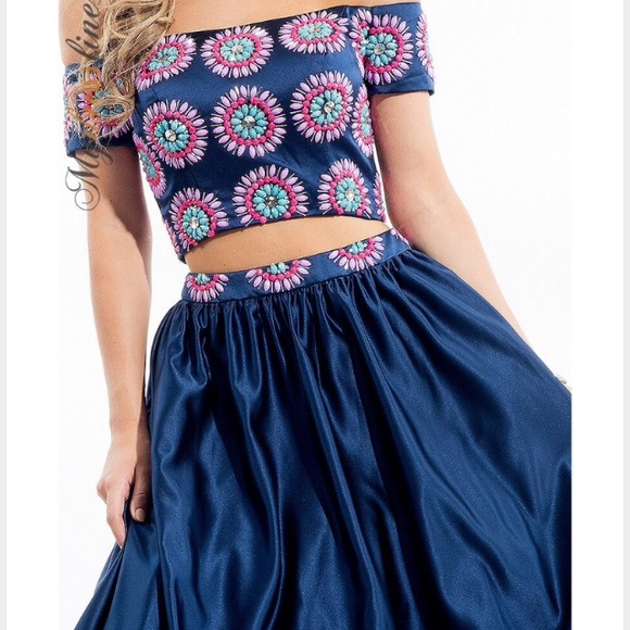 🚨SOLD!!🚨 Rachel Allan Prom Dress - Picture 4 of 4