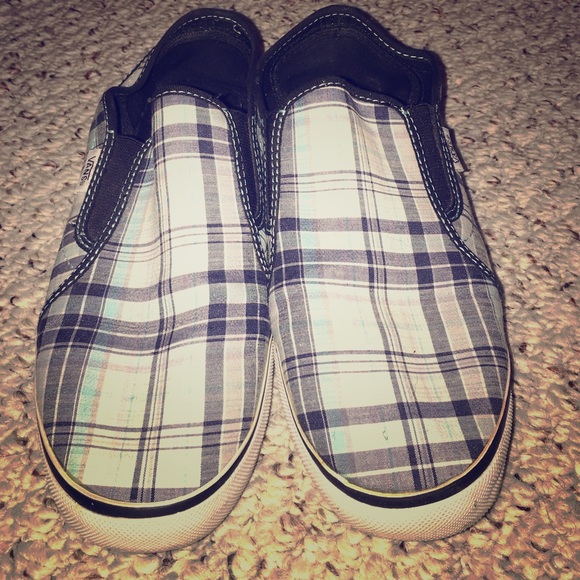 Slip on VANS!