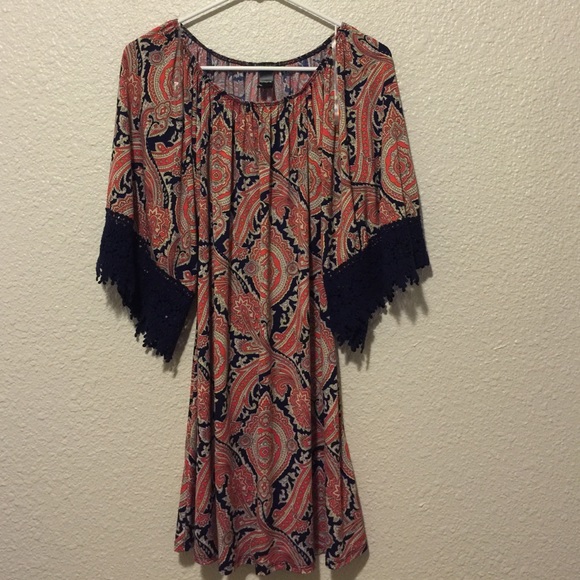 Printed bell sleeve dress