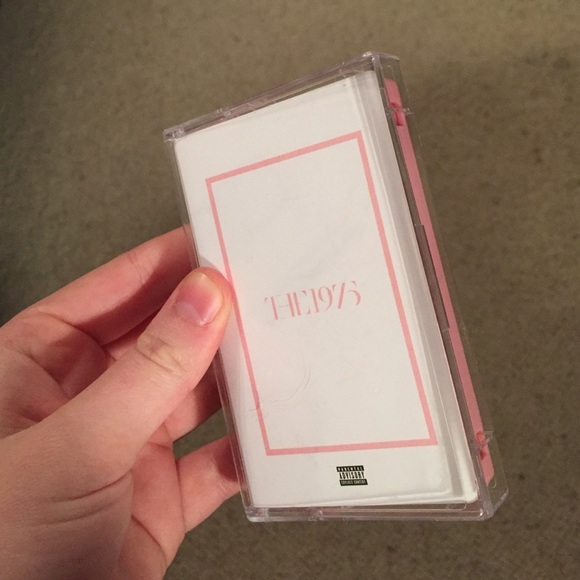 The 1975 Cassete
