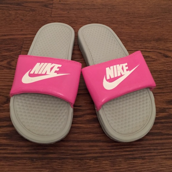 Nike Slip-Ons