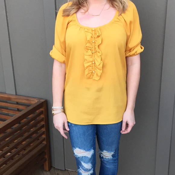 3/4 length gold blouse. Gently used! - Picture 2 of 3